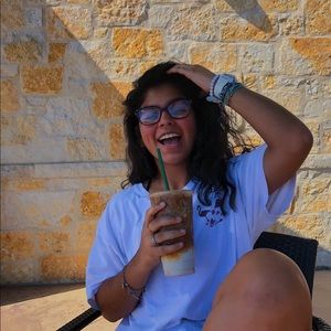 Meet your Posher, Sofia